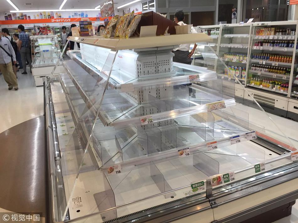 比爾19年續(xù)約前與利拉德談?wù)摿酥艺\ 之后兩人都和母隊續(xù)下長約