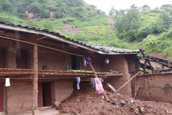 SEGA正版授權(quán)卡牌手游《次元召喚師》震撼首曝