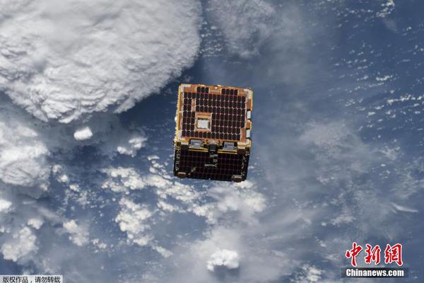 隊記：去年次輪末的新秀也簽了和布朗尼相似的4年合同