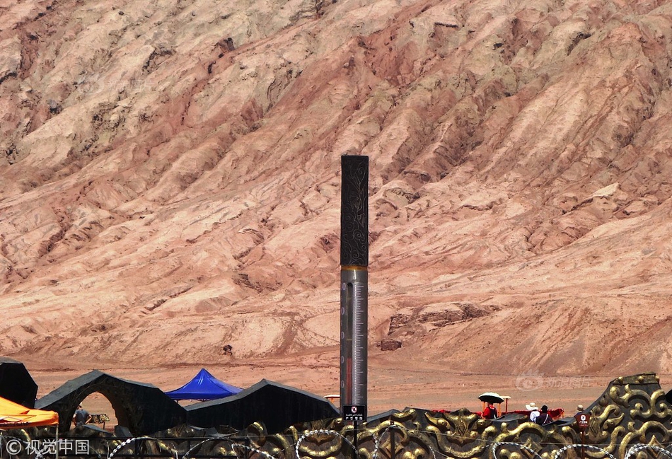 很皮語音包絕地求生刺激戰(zhàn)場游戲主播語音包變聲器下載 v3.3.5