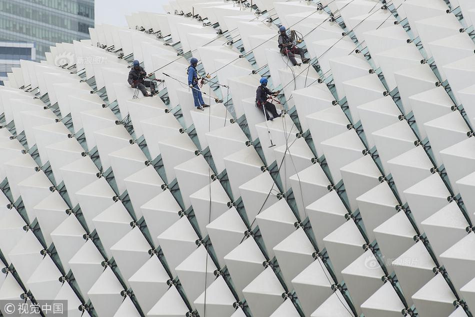 引領(lǐng)今冬時(shí)髦潮流 《戀舞OL》新套裝上架[多圖]