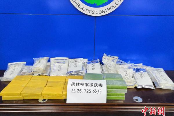 人神魔開戰(zhàn) 《英雄來掛機》iOS越獄版今日首發(fā)