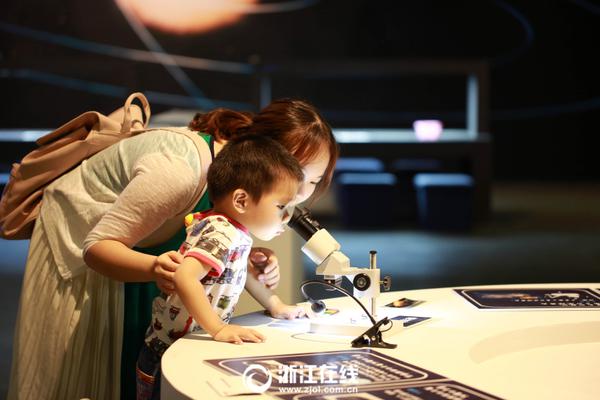 記者：塔圖姆擁有成為得分王的潛力