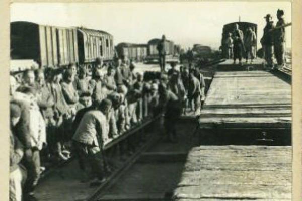 145扣59中，這是中國女排？羞恥4連敗！對手不敢相信爆冷成功