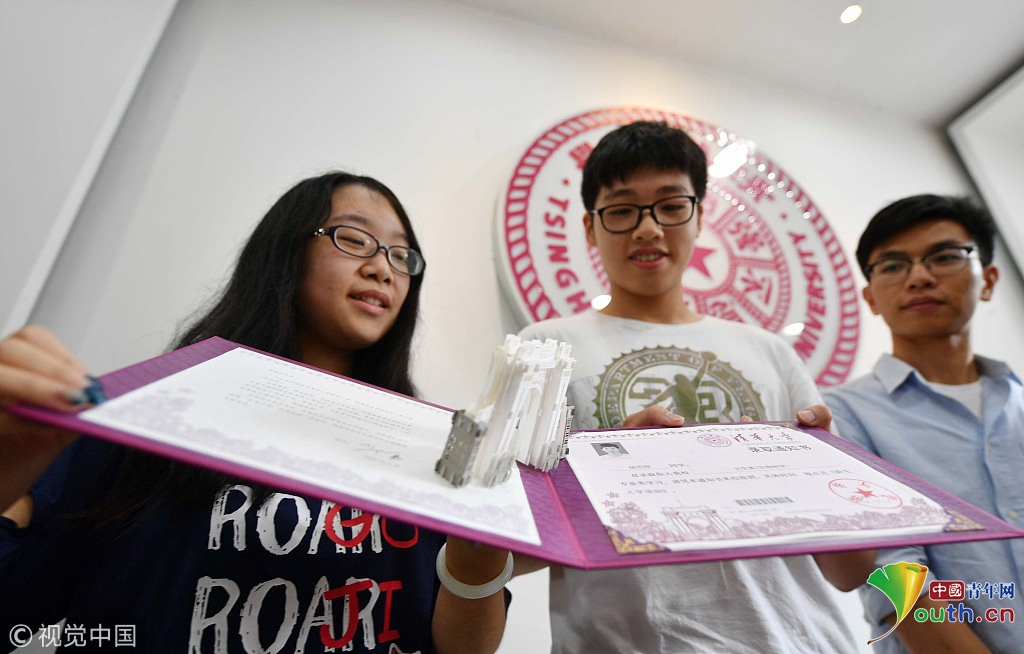 實在賽車3特效全開及全屏辦法