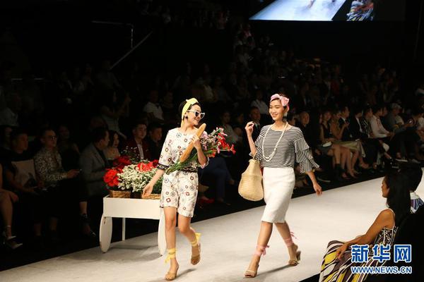 防守強隊！尼克斯三項防守數(shù)據(jù)領跑全聯(lián)盟