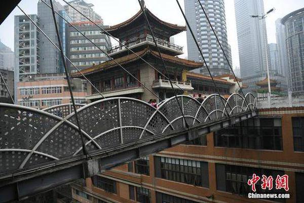 光柱傳奇手游排行引薦 刀刀暴擊光柱