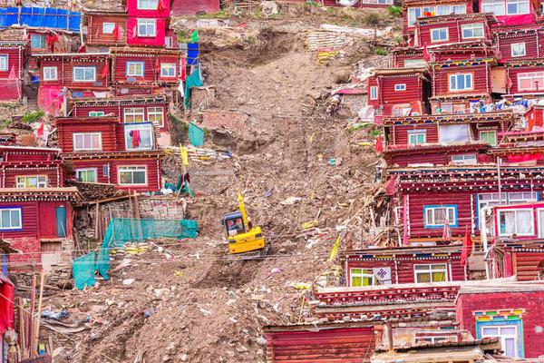 魔性步伐《長腿爸爸》5月13日安卓正式上線