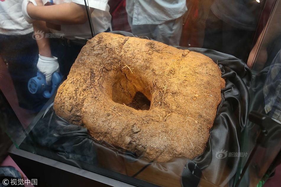 二次元抽卡游戲引薦 局面送ssr