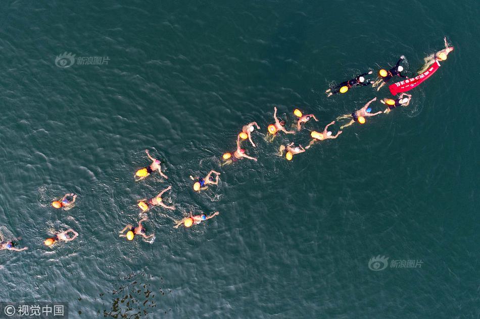 圣誕狂歡來襲!《超冒險小鎮(zhèn)物語》新版即將上線