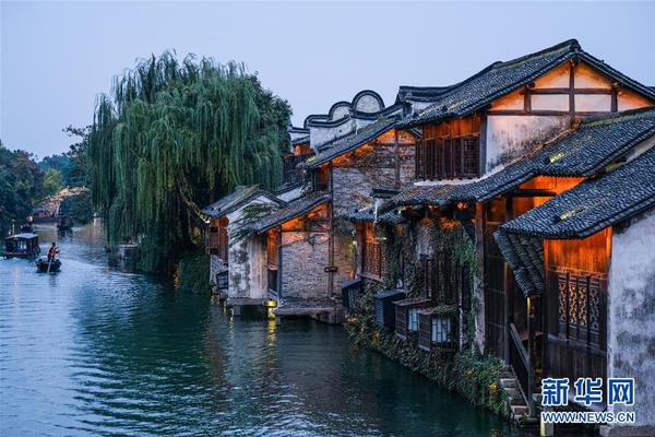 加克波本場比賽數據：1關鍵傳球&傳球成功率90.9%，評分6.5