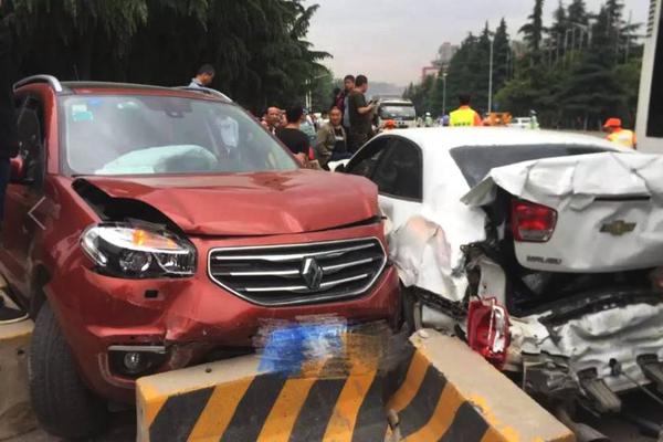 美媒：史蒂文斯&霍福德等人有意將海沃德帶回凱爾特人