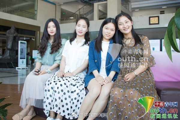 教你用美圖秀秀打造非主流外國mm異色美瞳