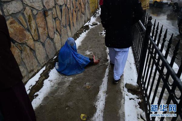 更改qq任務欄圖標