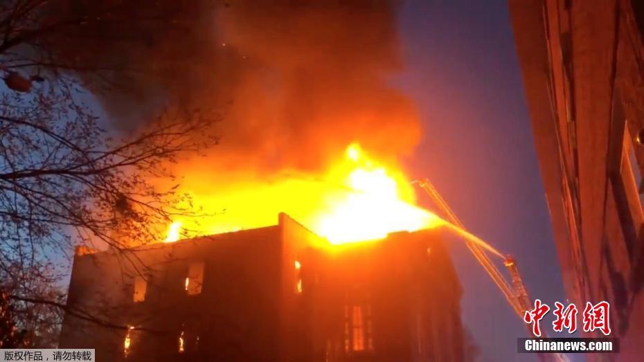 科爾：庫里有球和無球時都達到了前所未有的境界