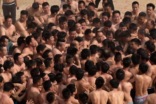 官方：戲法與鄧臺