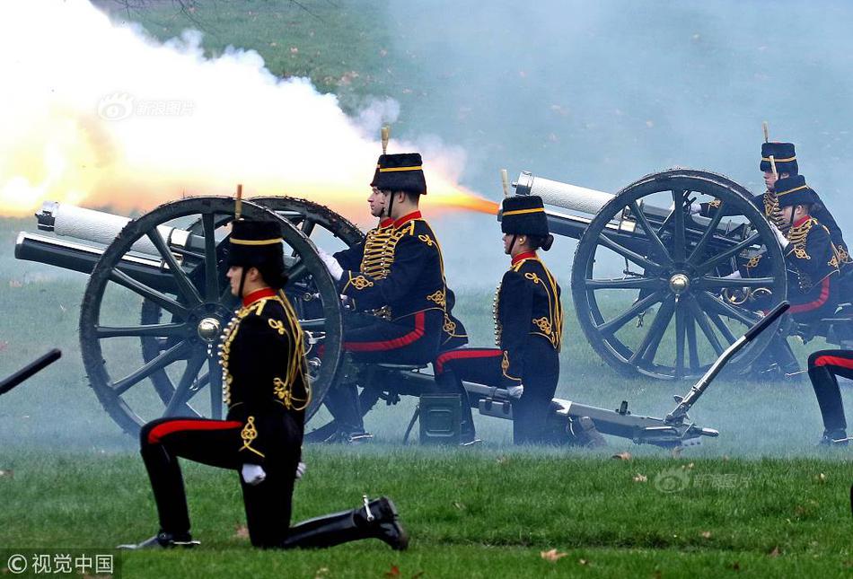 帕金斯：我覺得太陽贏下湖人是很正常的工作