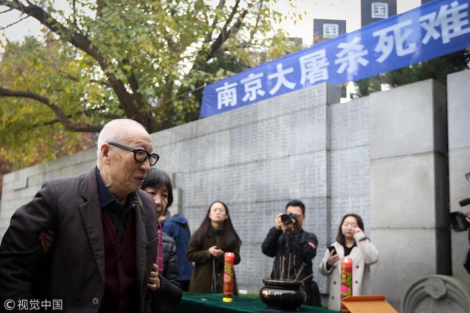 老尼爾森：我一直覺得庫里會成為巨星