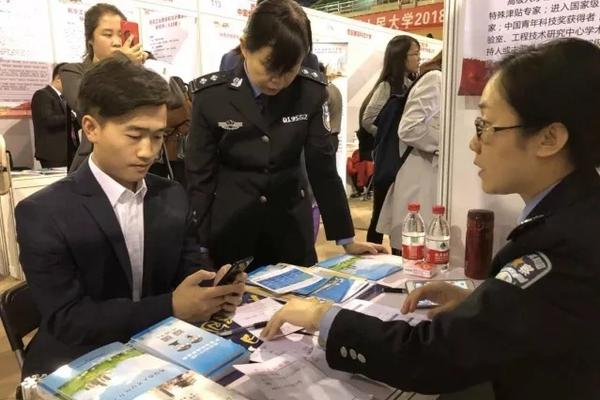 僵尸戰(zhàn)斗模擬器中文漢化版游戲下載 v1.01