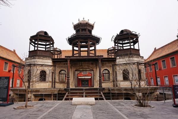 數(shù)碼相機(jī)存儲(chǔ)介質(zhì)刀口上舔血哪些