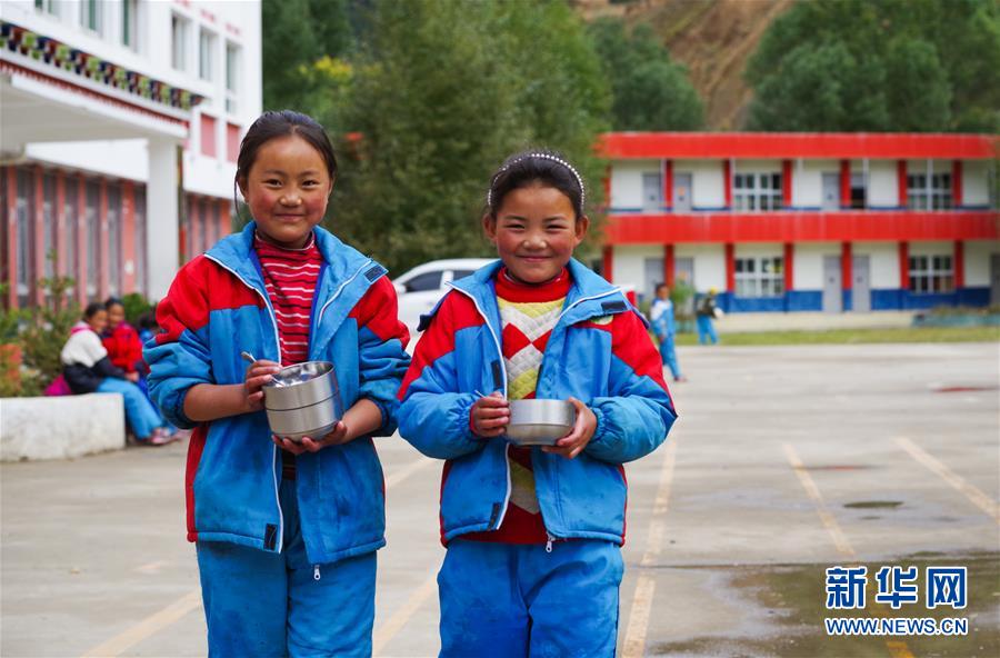 麻將杠牌有技巧，《網(wǎng)易棋牌》教你穩(wěn)贏牌局不緊張！