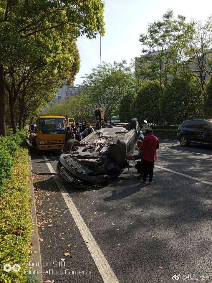 2023年好玩的文字愛情養(yǎng)成手游引薦 在游戲中有談天的玩法