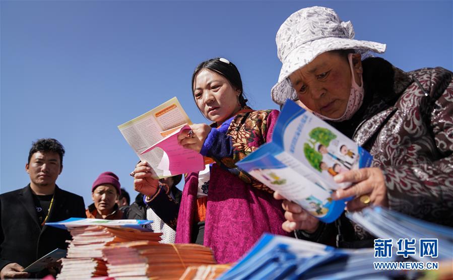 《逍遙情緣》手游兩套配備隨時(shí)切換 這才是大佬必備的操作