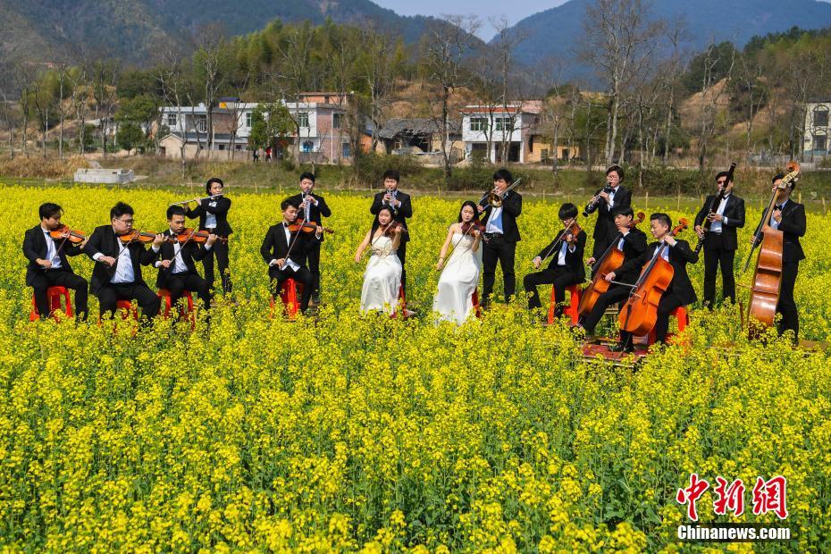 會提前完畢度假與或人一同練習(xí)嗎？布克：會的 作業(yè)不會停下