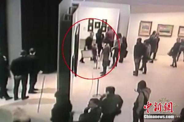 寶寶手里JR母親模擬器游戲手機(jī)中文版下載 v1.0