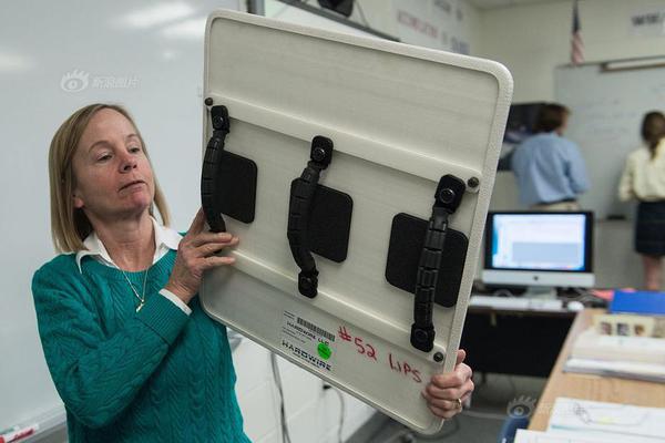 靠譜幫手玩游戲卡解決方法