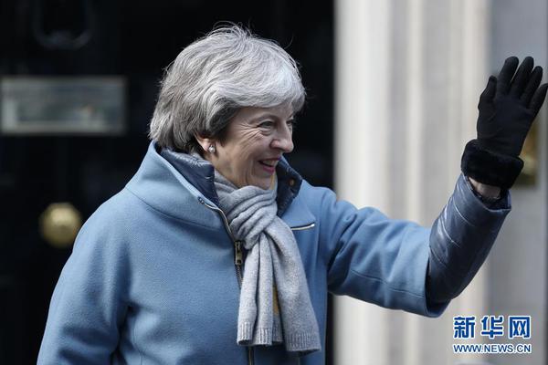 記者：字母哥因膝蓋酸痛缺席今日比賽