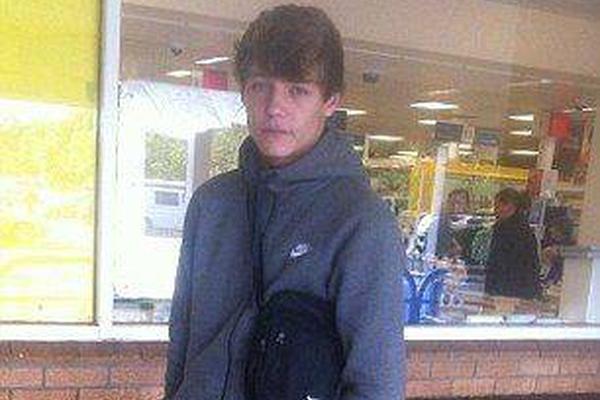 哈登：要為里德送上贊揚 他的前場籃板為后衛(wèi)們創(chuàng)造了很多機會