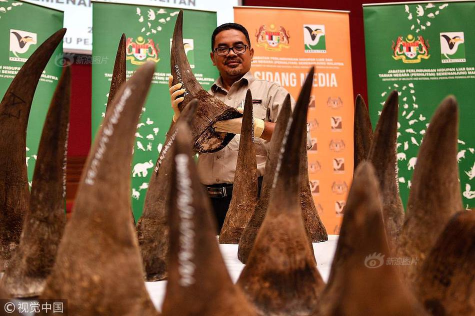 張雨綺代言《倚天屠龍記》手游今日登陸iOS