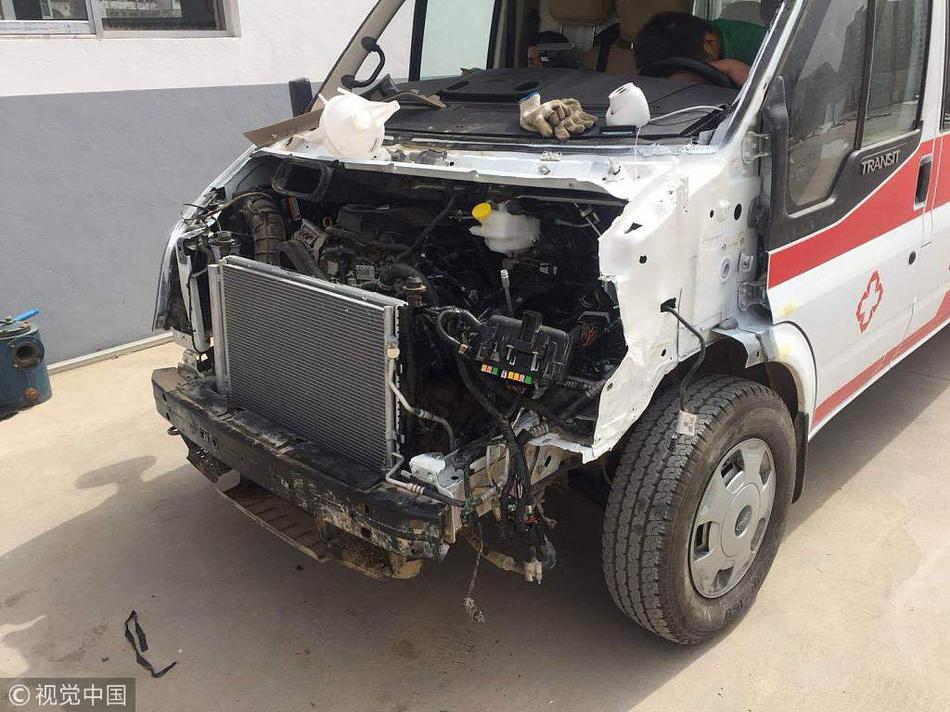 連續(xù)第二次！太陽隊布克將頂替受傷的戴維斯參加全明星賽