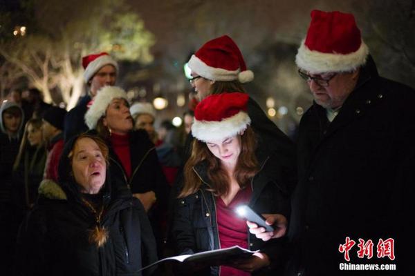 辦公室的心動(dòng) 《杜拉拉升職記》手游Showgirl展現(xiàn)