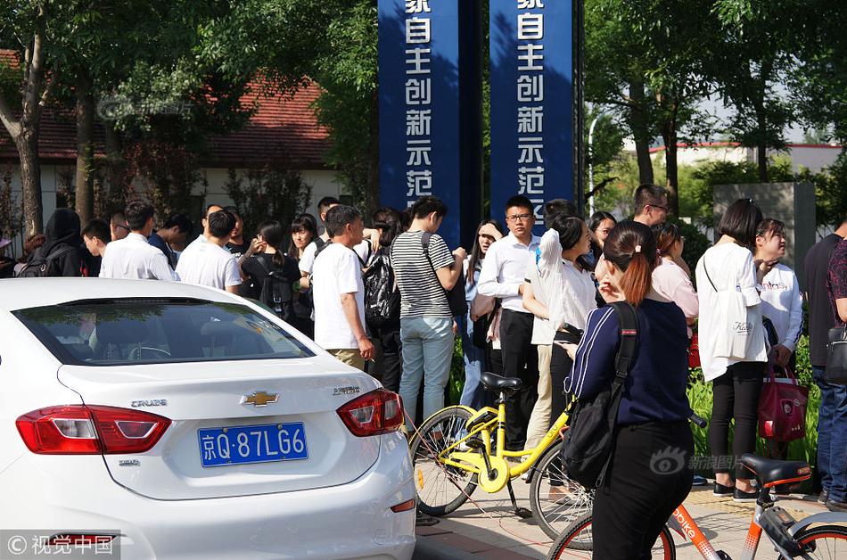 手機(jī)不氪金手游引薦 布衣玩的游戲福利多