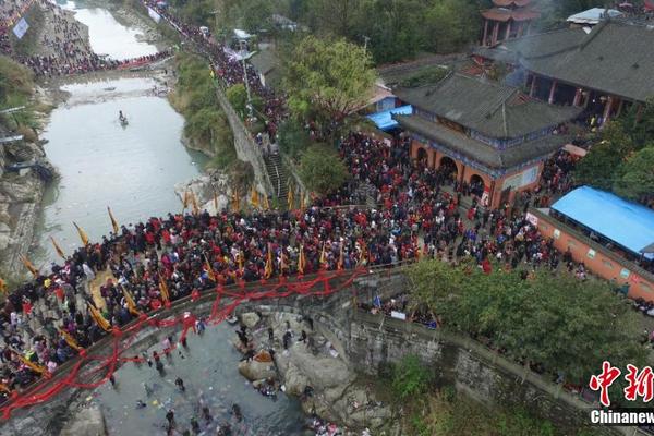 策略卡牌手游《水晶之歌》廣受玩家喜愛