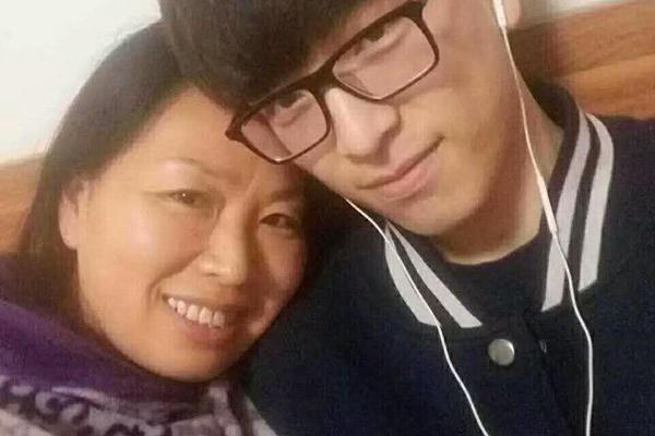 疑似與小賈巴里爭論？杰倫