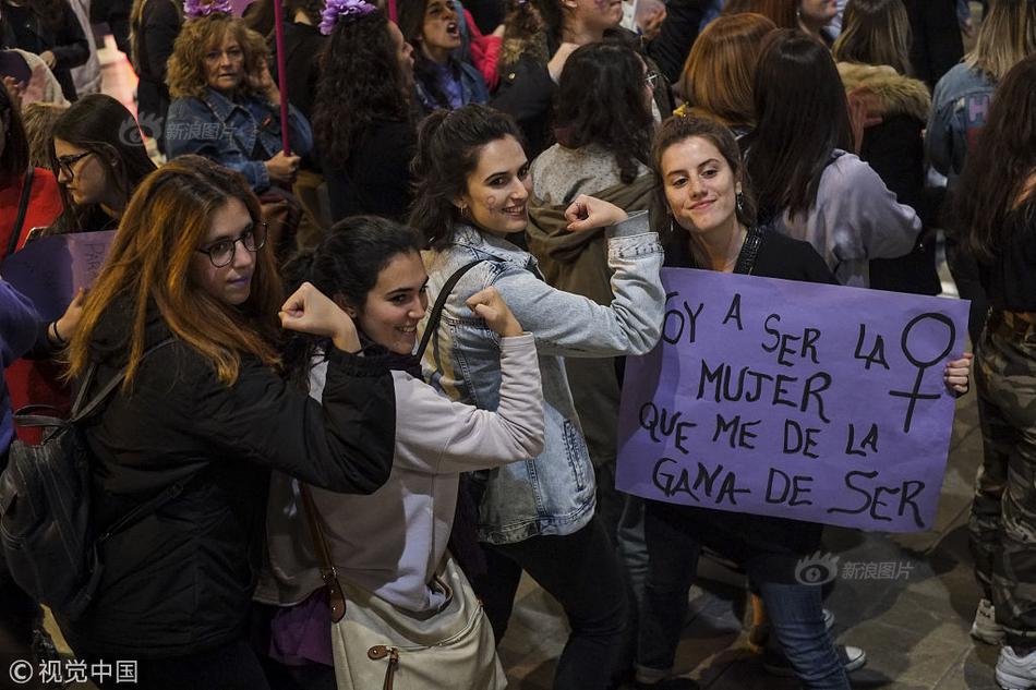 海量存儲(chǔ)年代來到 10款DVD刻錄機(jī)徹底評(píng)測(cè)