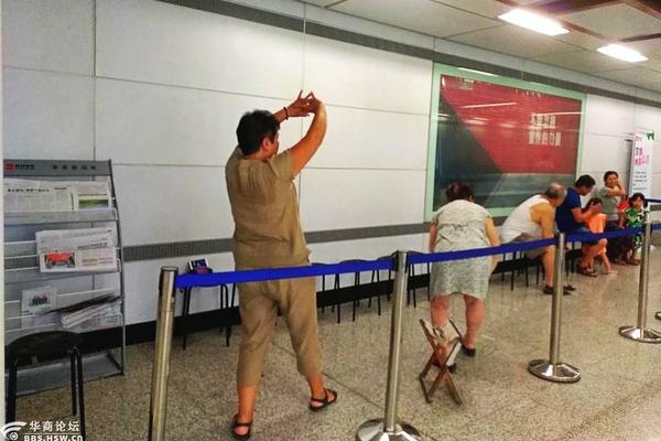 三節(jié)搶先14分！籃網(wǎng)本季主場(chǎng)三節(jié)搶先的競(jìng)賽26勝0負(fù)