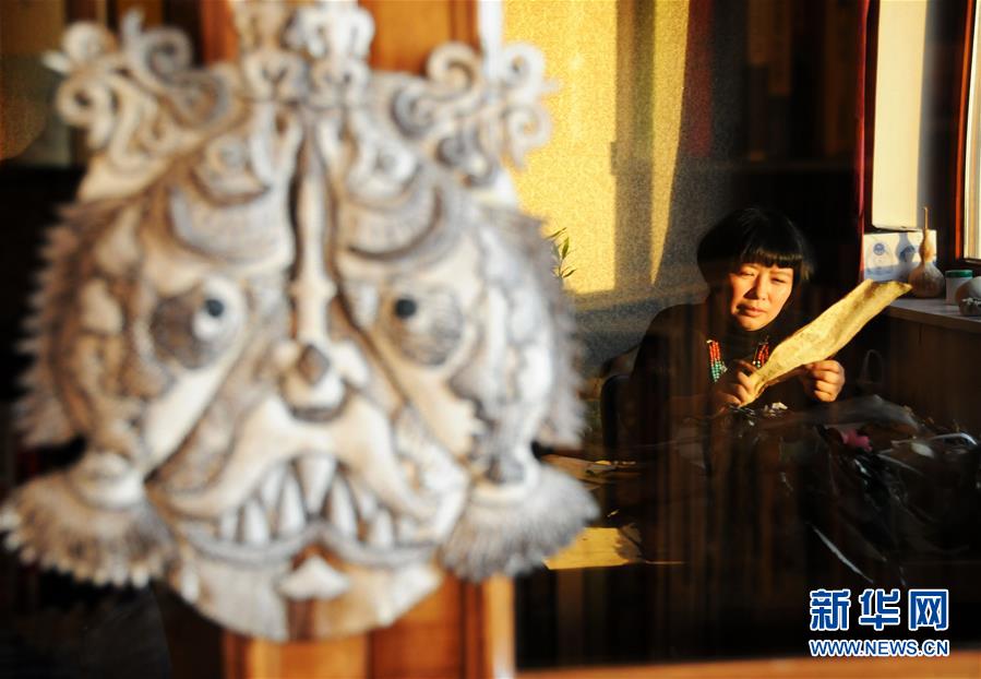 恐怖解謎游戲《我是電燈泡》萬圣節(jié)上架