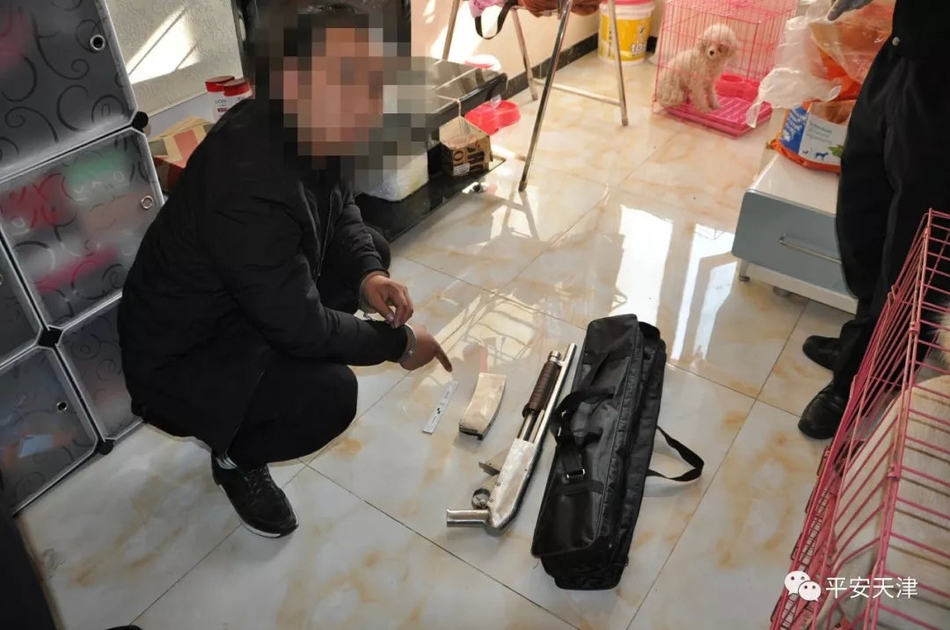 《御龍?jiān)谔焓钟巍妨料郈J 不刪檔現(xiàn)場(chǎng)首曝